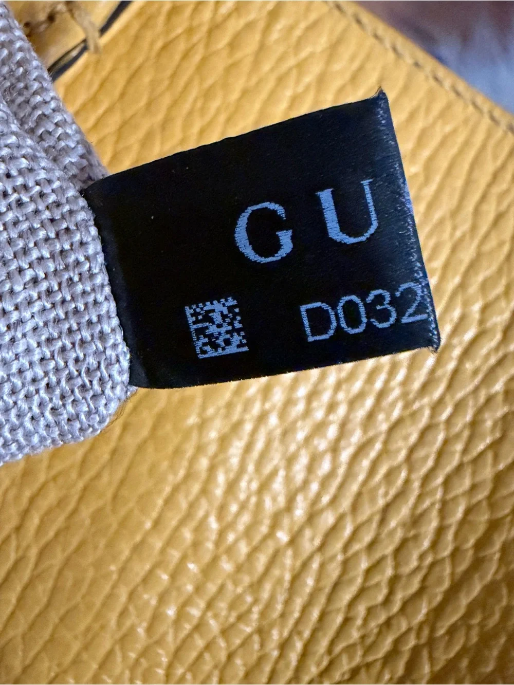 Gucci Dollar Calfskin Interlocking G Crossbody Bag